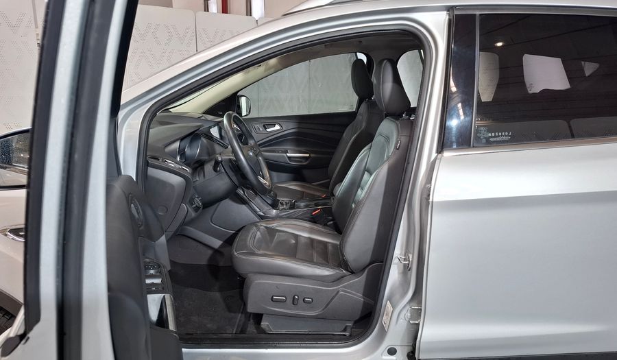Ford Kuga 2.0 ECOBOOST TITANIUM 4WD POWERSHIFT Suv 2017