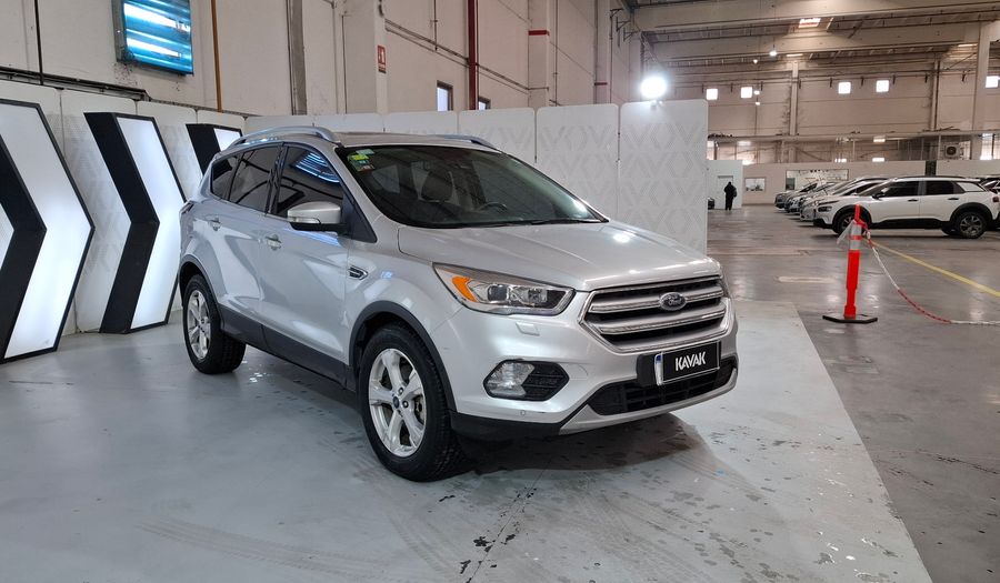 Ford Kuga 2.0 ECOBOOST TITANIUM 4WD POWERSHIFT Suv 2017