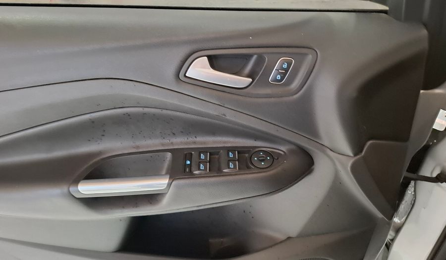 Ford Kuga 2.0 ECOBOOST TITANIUM 4WD POWERSHIFT Suv 2017