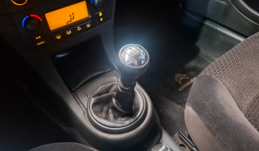 Citroen C4 2.0I 16V SX Sedan 2010