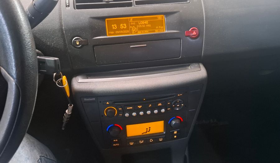 Citroen C4 2.0I 16V SX Sedan 2010