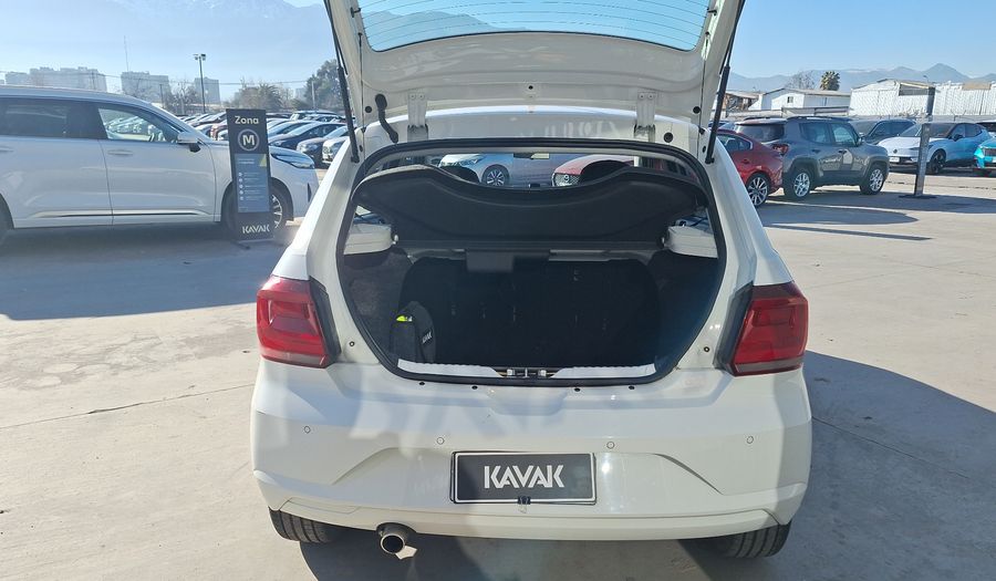 Volkswagen Gol 1.6 HIGHLINE Hatchback 2021
