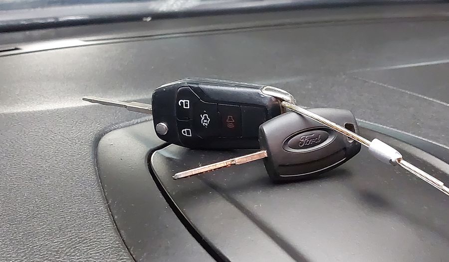 Ford Ka 1.0 FLEX SE Hatchback 2015