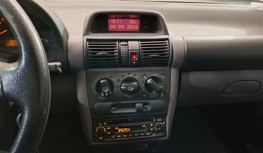Chevrolet Classic 1.4 LT SPIRIT Sedan 2012