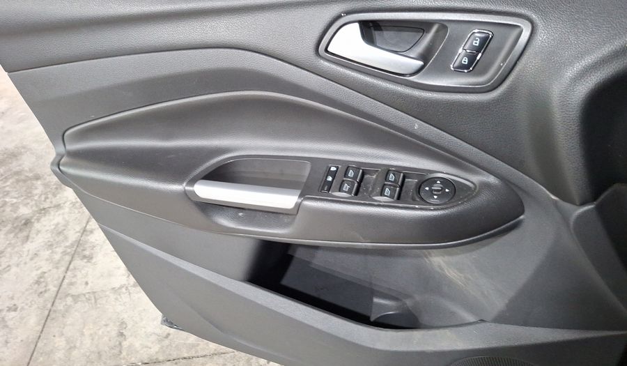 Ford Escape 2.0 TITANIUM ECOBOOST AT Suv 2016