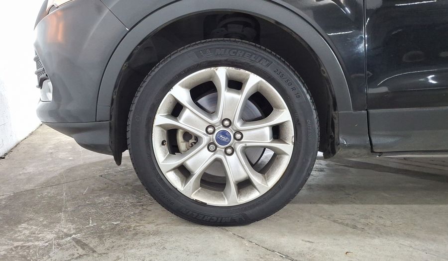 Ford Escape 2.0 TITANIUM ECOBOOST AT Suv 2016