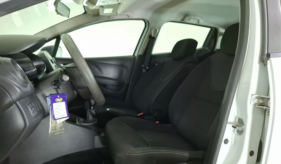 Renault Clio 1.2 EXPRESSION Hatchback 2019