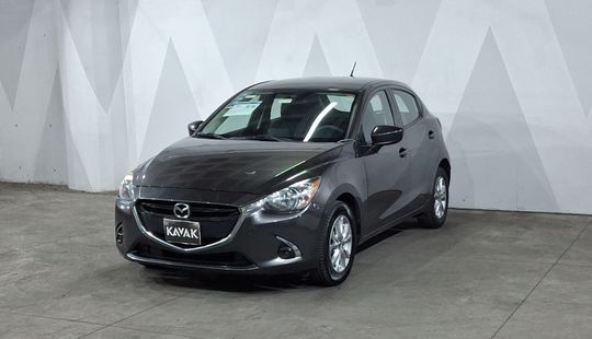 Mazda • Mazda 2