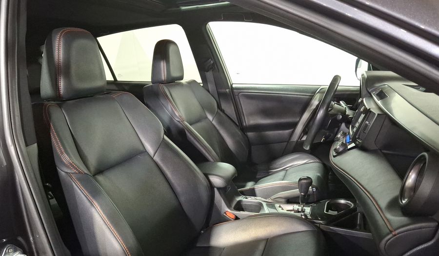 Toyota Rav4 2.5 L4 SE 4WD AT Suv 2017