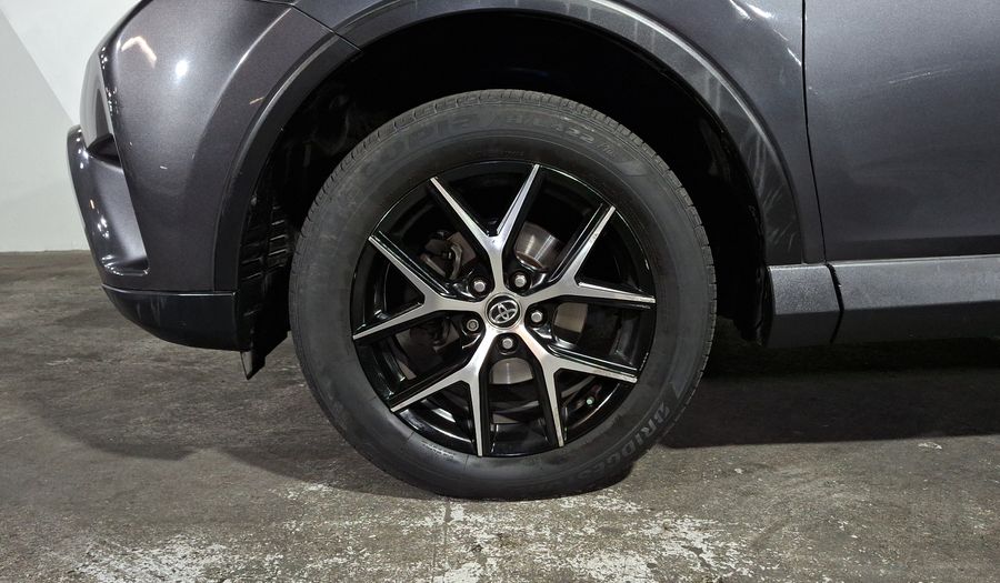 Toyota Rav4 2.5 L4 SE 4WD AT Suv 2017