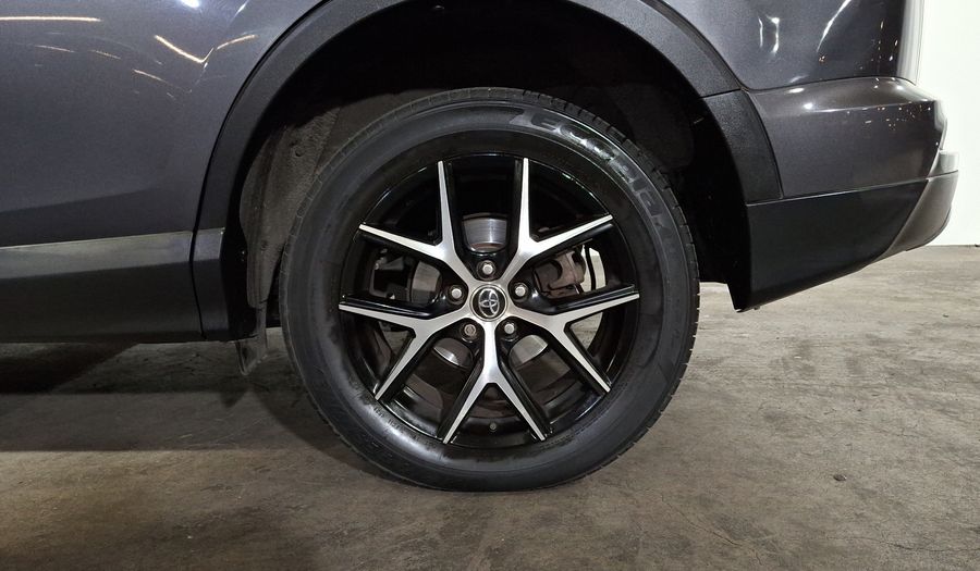 Toyota Rav4 2.5 L4 SE 4WD AT Suv 2017