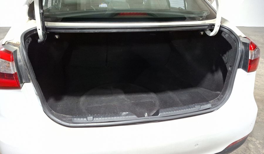 Kia Forte 2.0 SX AT Sedan 2016