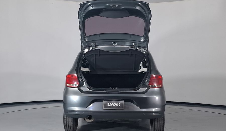 Volkswagen Gol 1.6 CL AC MT Hatchback 2015
