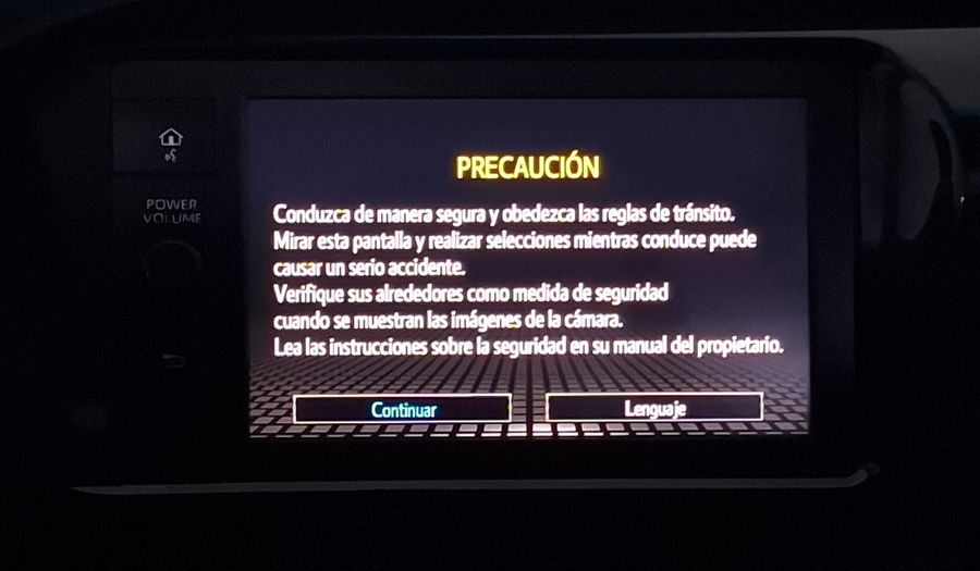 Toyota Hilux 2.7 SR DOBLE CABINA Pickup 2023
