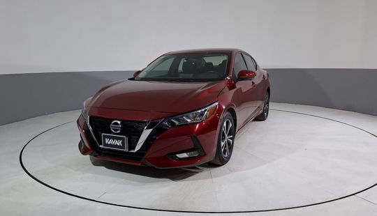 Nissan • Sentra