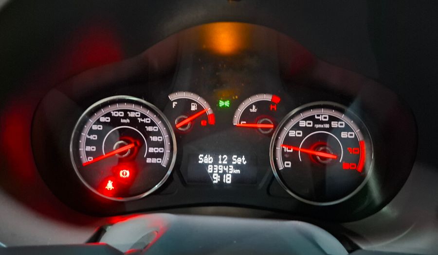 Fiat Palio 1.4 ATTRACTIVE Hatchback 2015