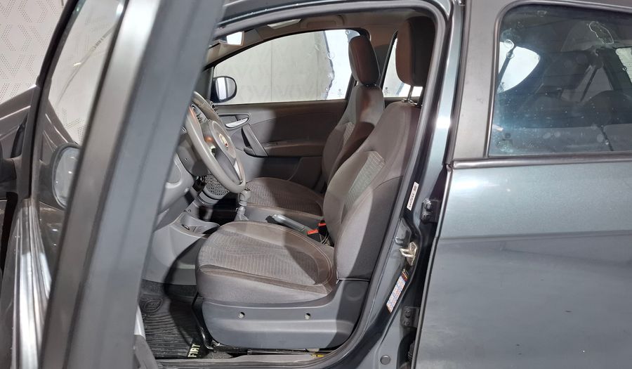 Fiat Palio 1.4 ATTRACTIVE Hatchback 2015