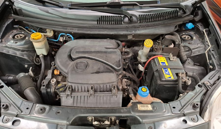 Fiat Palio 1.4 ATTRACTIVE Hatchback 2015