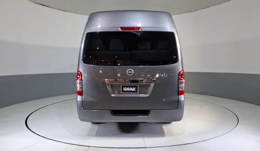 Nissan Urvan 2.5 14 PASAJEROS AMPLIA AA Van 2025