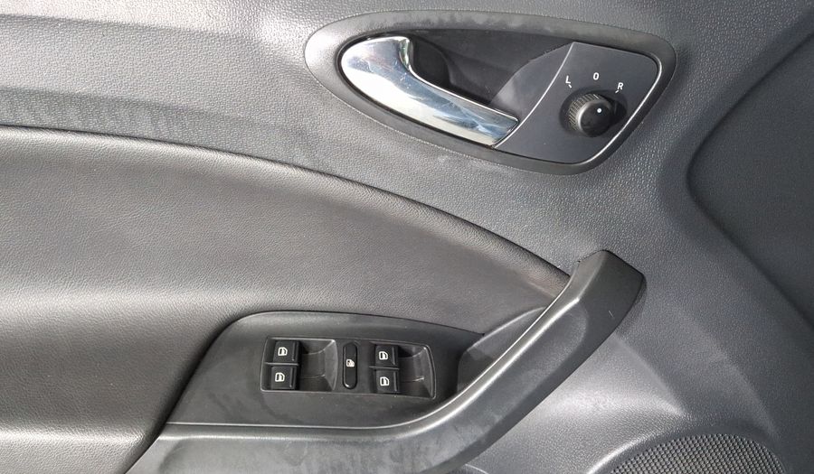 Seat Ibiza 2.0 STYLE 4 PTAS MT Hatchback 2014