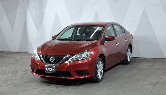 Nissan • Sentra