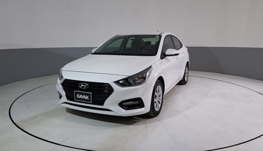 Hyundai • Accent