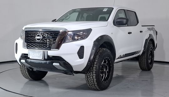 Nissan • Frontier