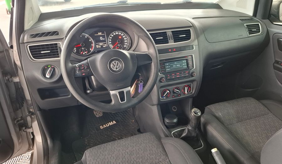 Volkswagen Fox 1.6 TRENDLINE Hatchback 2013