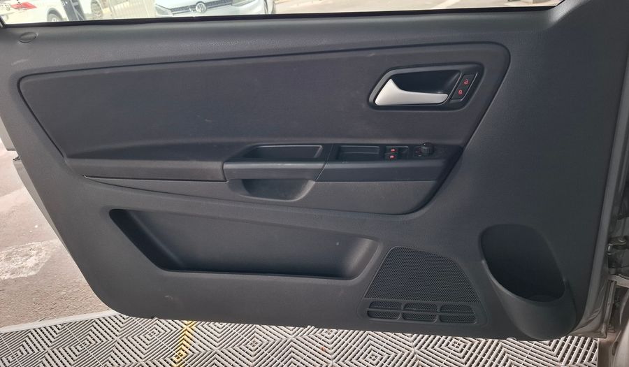 Volkswagen Fox 1.6 TRENDLINE Hatchback 2013