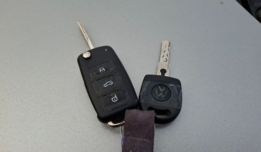 Volkswagen Fox 1.6 TRENDLINE Hatchback 2013