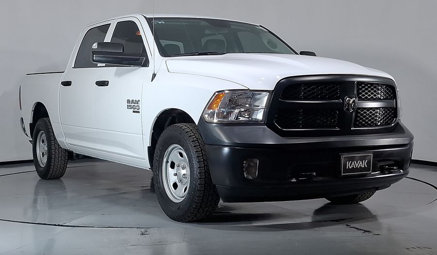 Ram 1500 3.6 CLASSIC TRADESMAN V6 4X4 AUTO Pickup 2024