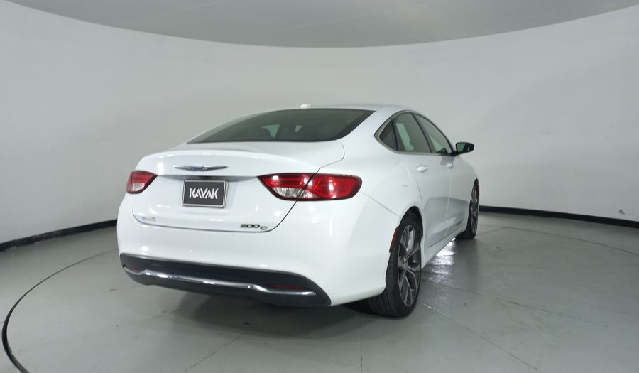 Chrysler 200 2.4 C Sedan 2015