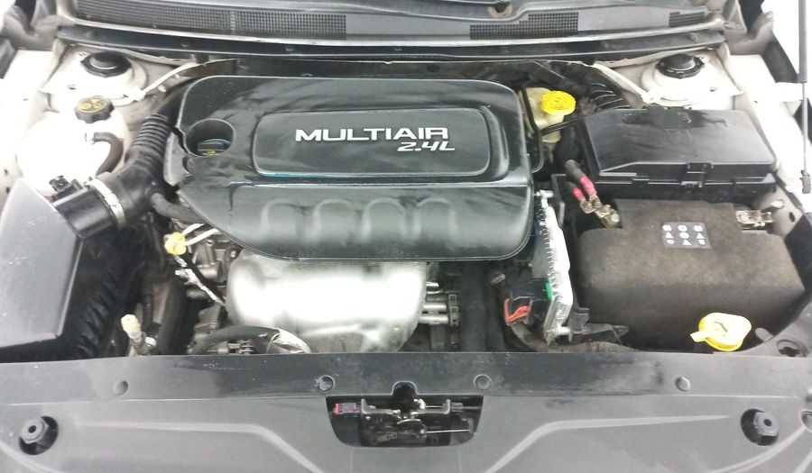 Chrysler 200 2.4 C Sedan 2015