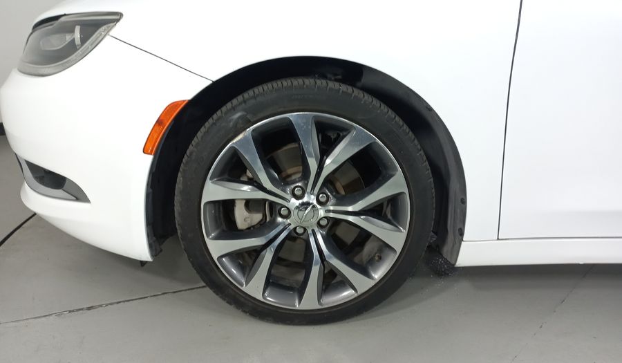 Chrysler 200 2.4 C Sedan 2015