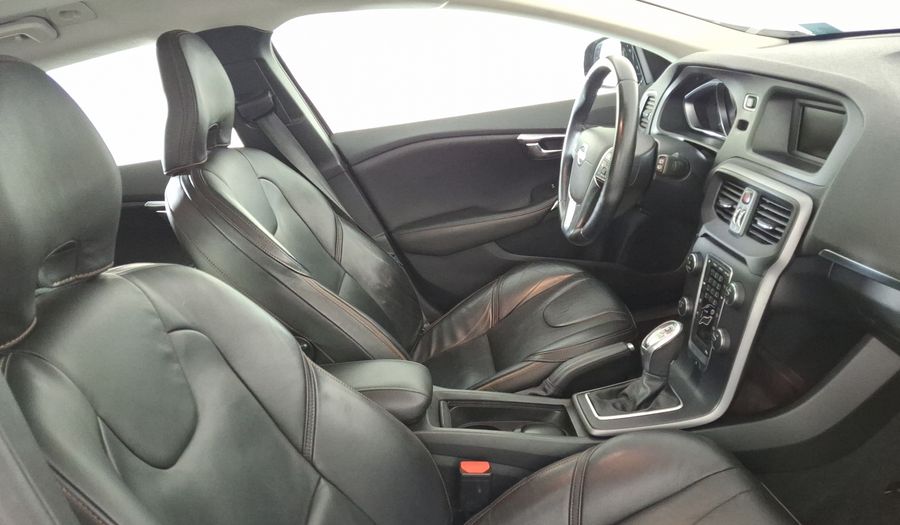 Volvo V40 2.5 T5 FWD KINETIC TA Hatchback 2013