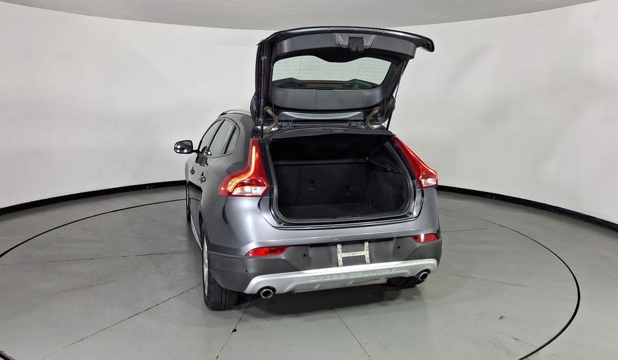 Volvo V40 2.5 T5 FWD KINETIC TA Hatchback 2013