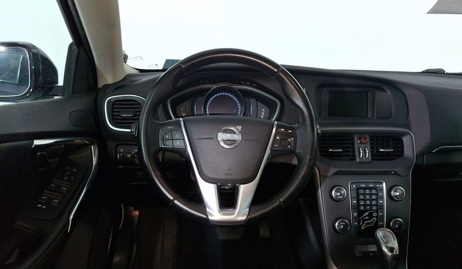 Volvo V40 2.5 T5 FWD KINETIC TA Hatchback 2013