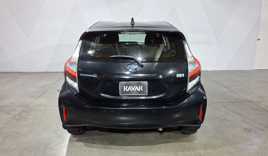 Toyota Prius C 1.5 HYBRID AUTO Hatchback 2018