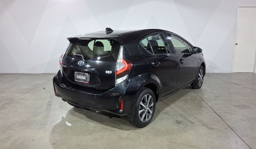 Toyota Prius C 1.5 HYBRID AUTO Hatchback 2018