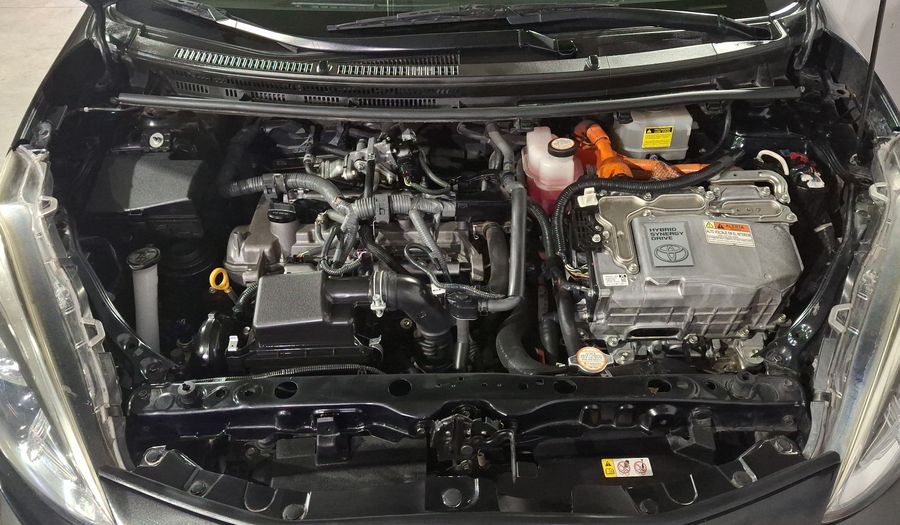 Toyota Prius C 1.5 HYBRID AUTO Hatchback 2018