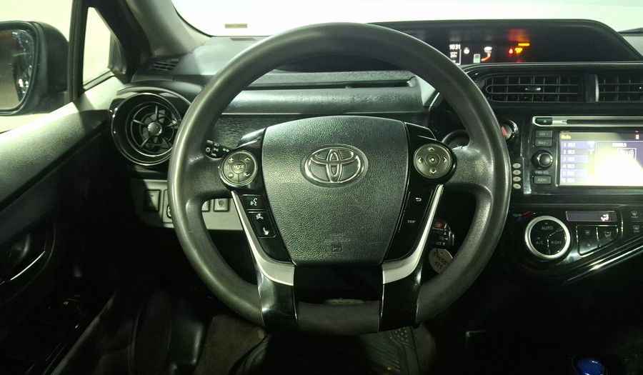 Toyota Prius C 1.5 HYBRID AUTO Hatchback 2018