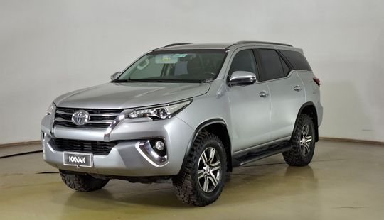 Toyota • Fortuner