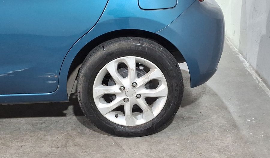 Nissan March 1.6 ADVANCE Hatchback 2020