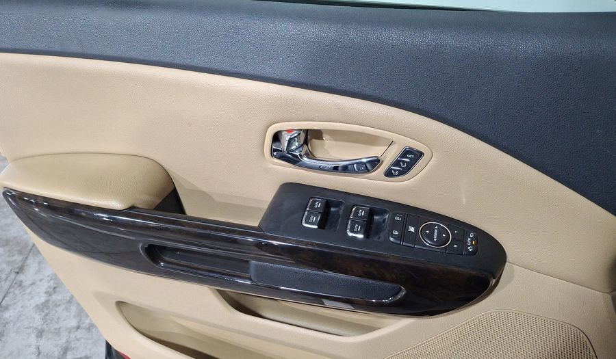Kia Sedona 3.3 SXL AUTO Minivan 2019