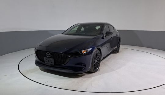 Mazda • Mazda 3