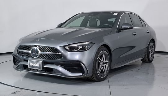 Mercedes Benz • Clase C