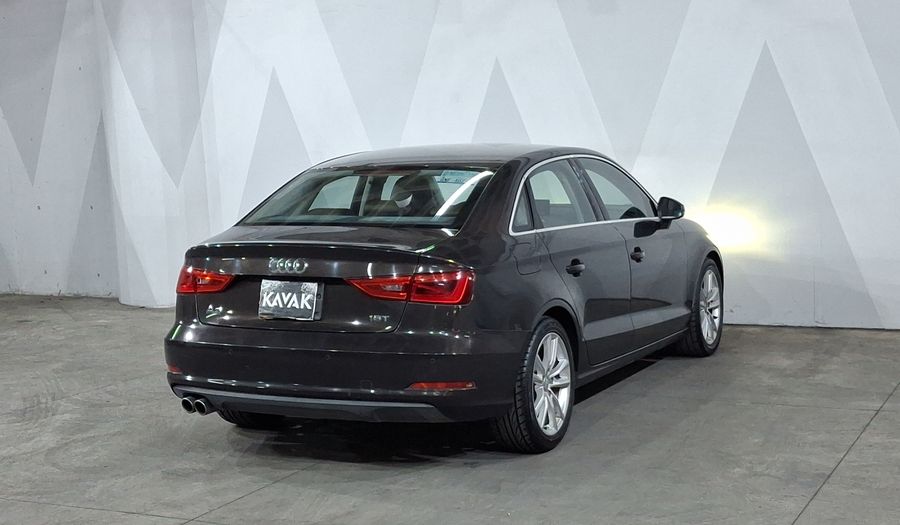Audi A3 1.8 TFSI ATTRACTION PLUS S TRONIC Sedan 2015