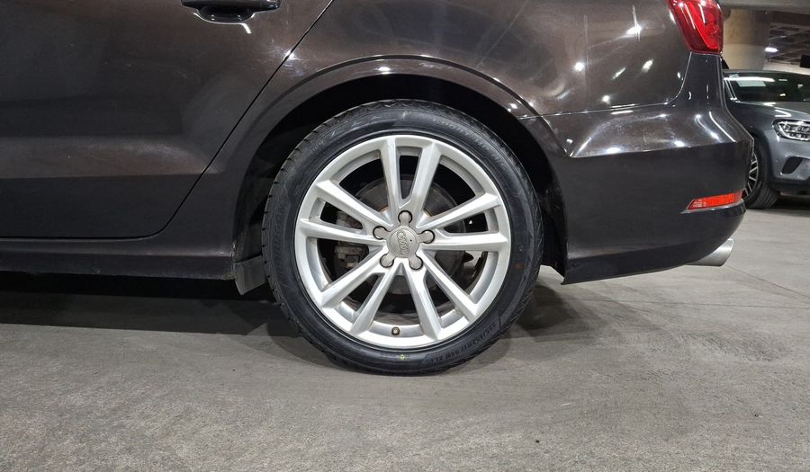 Audi A3 1.8 TFSI ATTRACTION PLUS S TRONIC Sedan 2015
