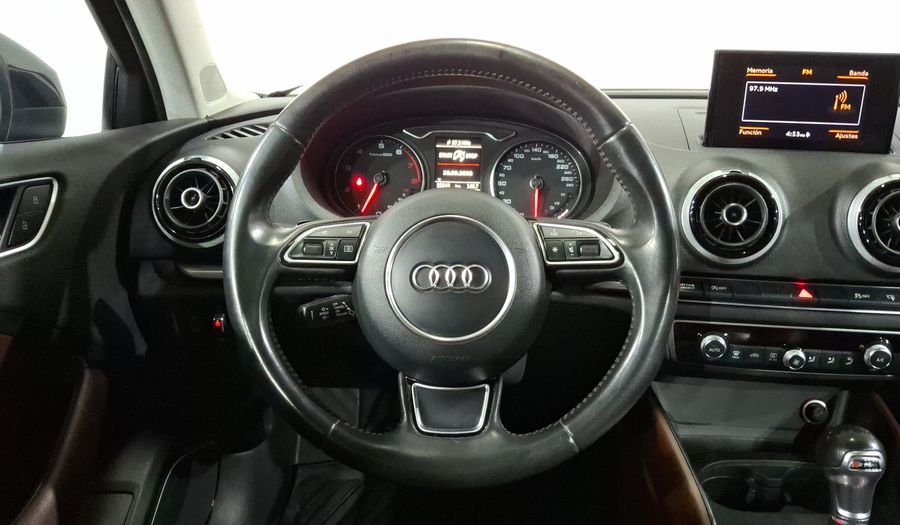 Audi A3 1.8 TFSI ATTRACTION PLUS S TRONIC Sedan 2015