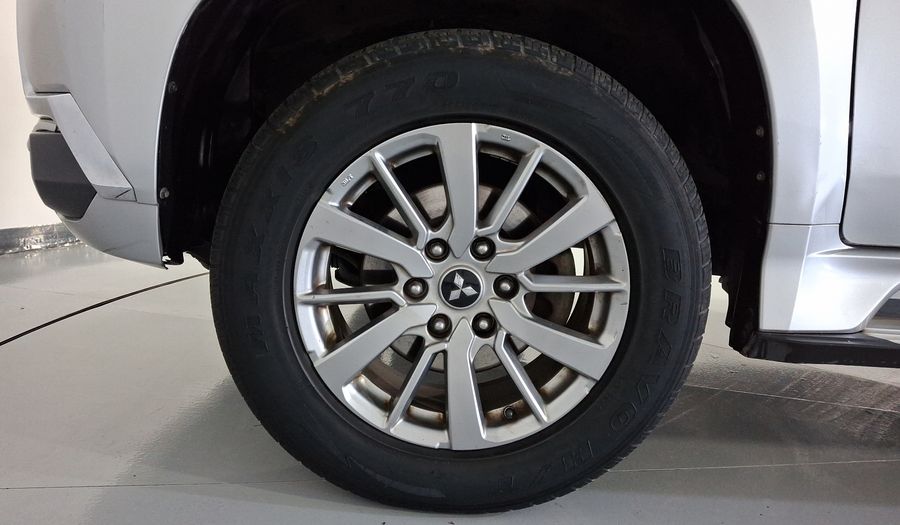 Mitsubishi Montero 3.0 ADVANCE AUTO Suv 2019